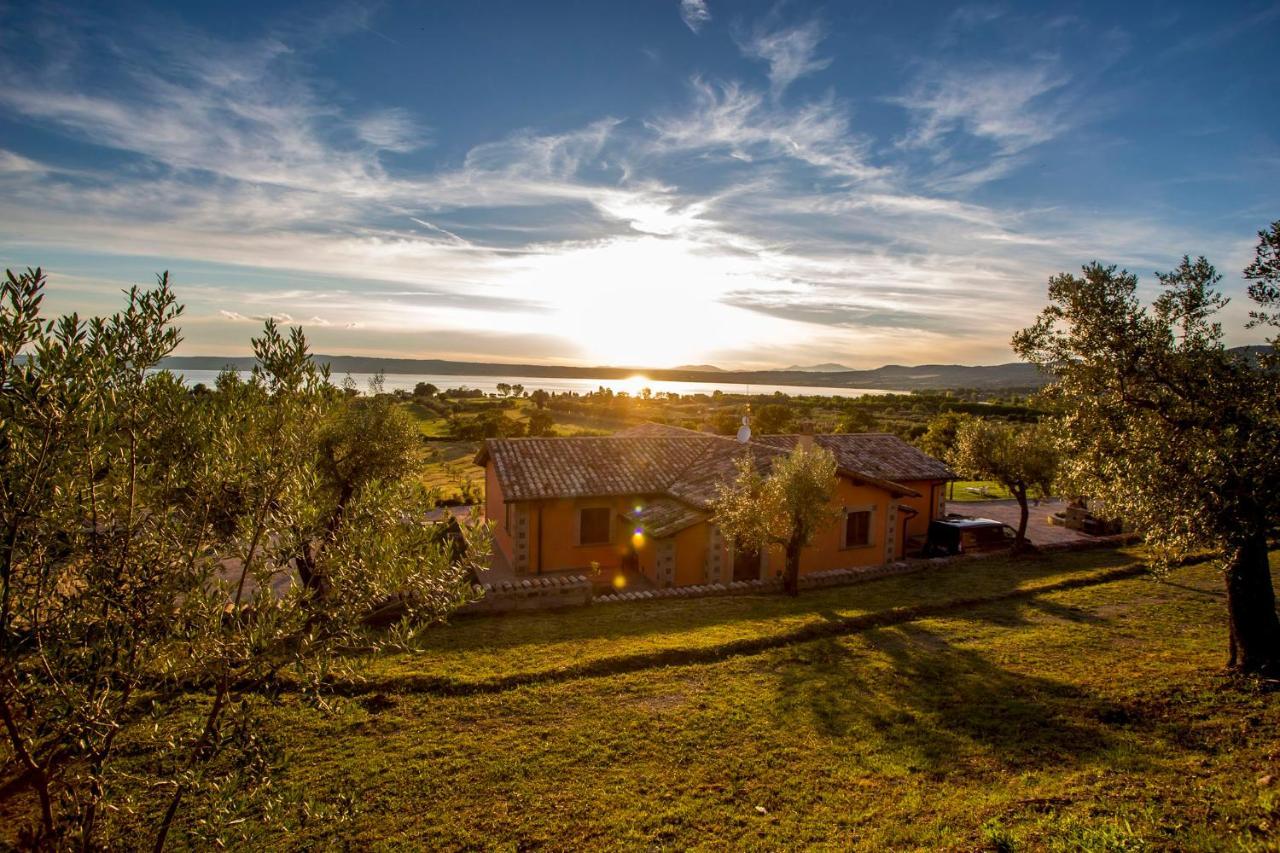 Agriturismo Parco Di Canuleio - Con Vista Sul Lago Bolsena Exterior photo